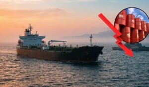 Precio del petróleo cae 10% tras anuncio de Irán sobre apertura del Estrecho de Ormuz