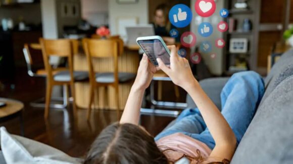 Proponen iniciativa para prohibir redes sociales a menores de 16 años en Ciudad de México