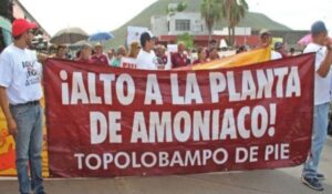 Indígenas bloquean construcción de planta de amoniaco en Topolobampo