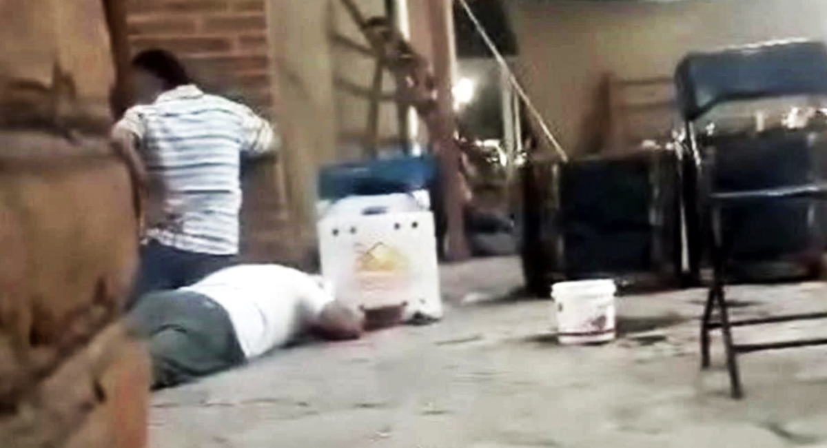 En momento de la balacera quedó grabado en video