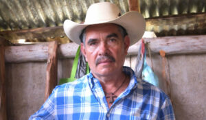 Matan frente a su familia al activista ambiental Roberto Chávez; había denunciado tala ilegal en Michoacán