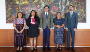 Rigoberta Menchú Tum ha sido designada como Alta Consejera para los Derechos de las Mujeres por la Cancillería