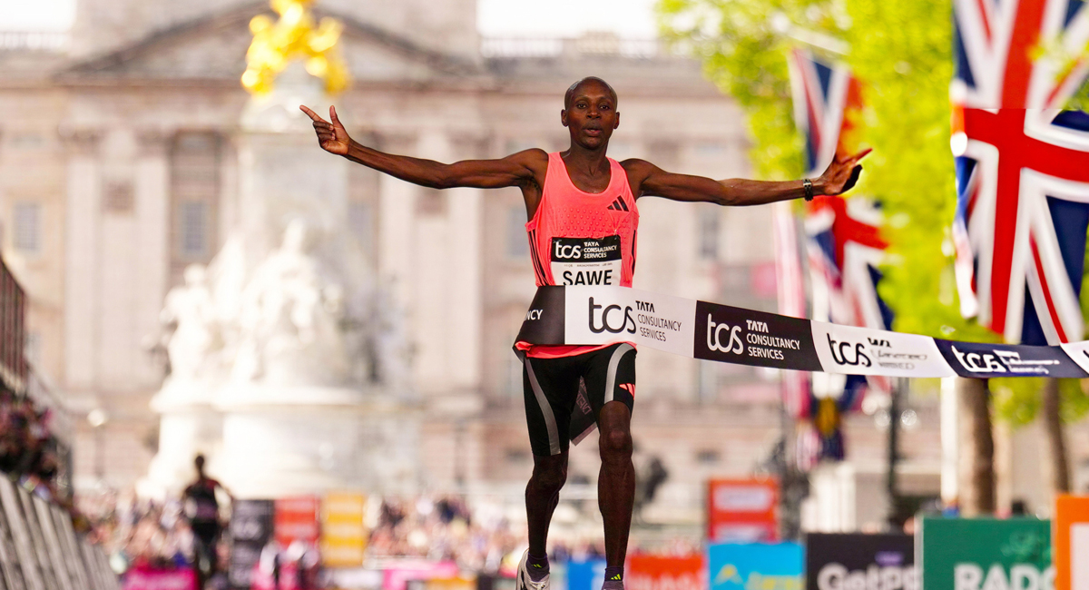 Sabastian Sawe hizo historia al romper la barrera de las dos horas durante el maratón de Londres