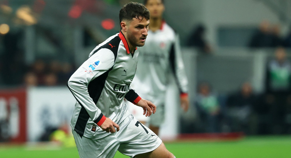 Santiago Giménez ha tenido poca actividad con el AC Milan desde su regreso a las canchas