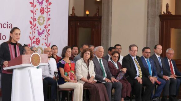 Sheinbaum presenta comité para definir el futuro del Fracking en México