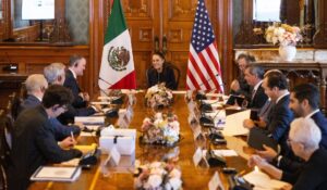 Sheinbaum recibe a Jamieson Greer en Palacio Nacional; conversan sobre el T-MEC