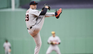 Tarik Skubal domina en Boston y los Detroit Tigers emparejan la serie ante Red Sox en MLB
