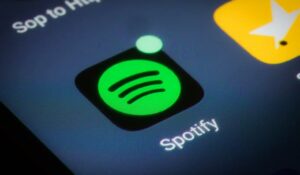 La plataforma Spotify creará etiqueta para identificar artistas humanos ante contenido con IA
