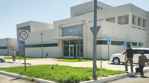 Arrestan a dos custodios de penal de Tamaulipas por fuga de recluso; prófugo es expolicía estatal