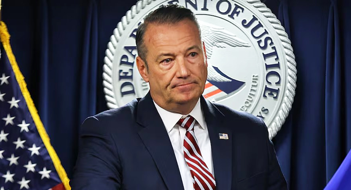 Todd Lyons, director del Servicio de Inmigración y Control de Aduanas (ICE)