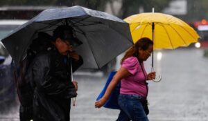 Clima en CDMX HOY 26 de abril: Prevén CALOR y LLUVIAS por la tarde este domingo