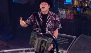 Remmy Valenzuela hace sold out en Expogan Sonora con Gabito y más invitados