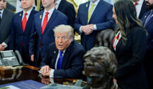 “Puede que lo necesitemos”: Trump evalúa retomar los ataques contra Irán de no llegar a un acuerdo