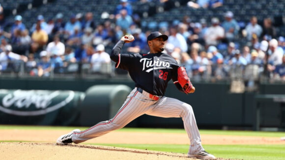 Taj Bradley lanza joya y los Twins derrotan a Kansas City, evitando su primera barrida en el 2026