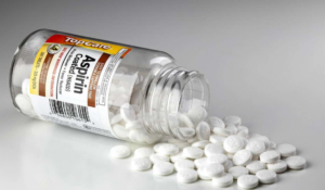 Tomar aspirinas puede reducir el riesgo de desarrollar algunos tipos de cáncer