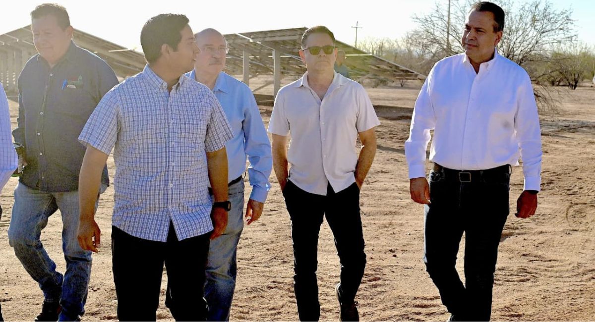 'Toño' Astiazarán supervisa operación de 3 mil paneles solares en Agua de Hermosillo