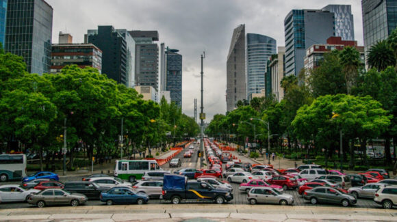 Tráfico CDMX: Estos son los cierres viales y rutas alternas para este sábado 18 de abril del 2026