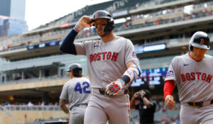 Trevor Story carga la ofensiva de los Red Sox y rescatan el del honor ante Minnesota