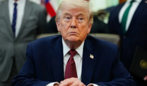 Trump asegura que Irán le pidió levantar bloqueo de Estados Unidos en el Estrecho de Ormuz