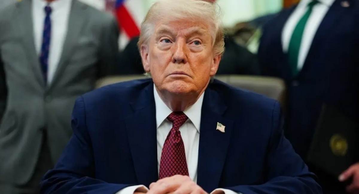 Trump asegura que Irán le pidió levantar bloqueo de Estados Unidos en el Estrecho de Ormuz