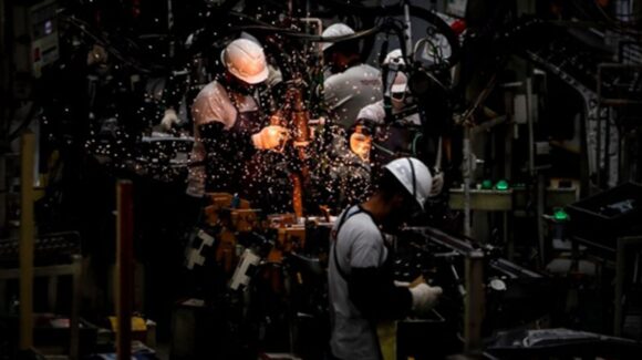 Unión Industrial Argentina alerta sobre riesgos en abastecimiento de gas para el sector