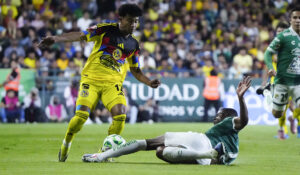 América vence al León FC con polémica arbitral y clasifica parcialmente a Liguilla del Clausura 2026