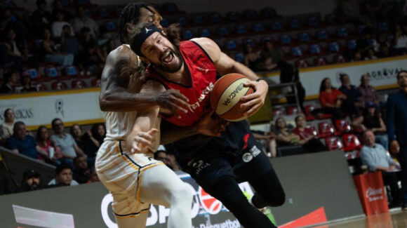 Con drama incluido, Venados le saca el triunfo a los Rayos y divide la serie en Hermosillo