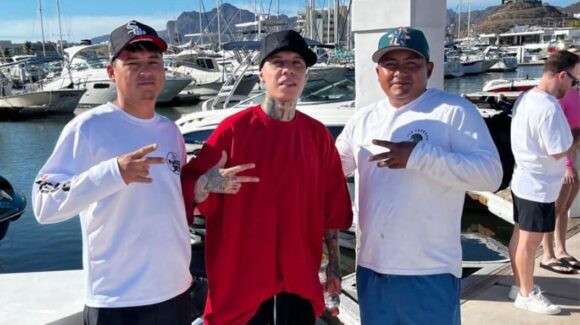 Santa Fe Klan disfruta de descanso en San Carlos y causa furor entre fans