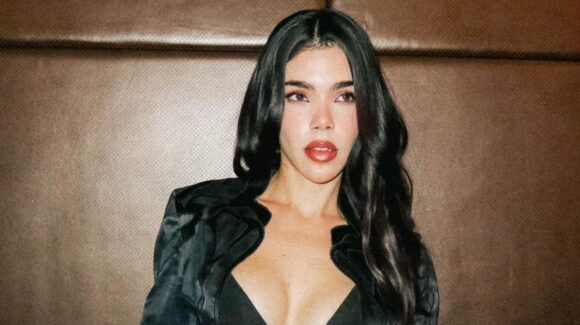 Kenia Os dona un millón y medio de pesos a mamá de Steff Loaiza y Kimberly Loaiza