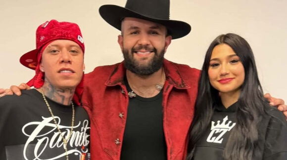 Camila Zamorano convive con Santa Fe Klan y Carín León en el backstage del ‘Supernova Génesis’