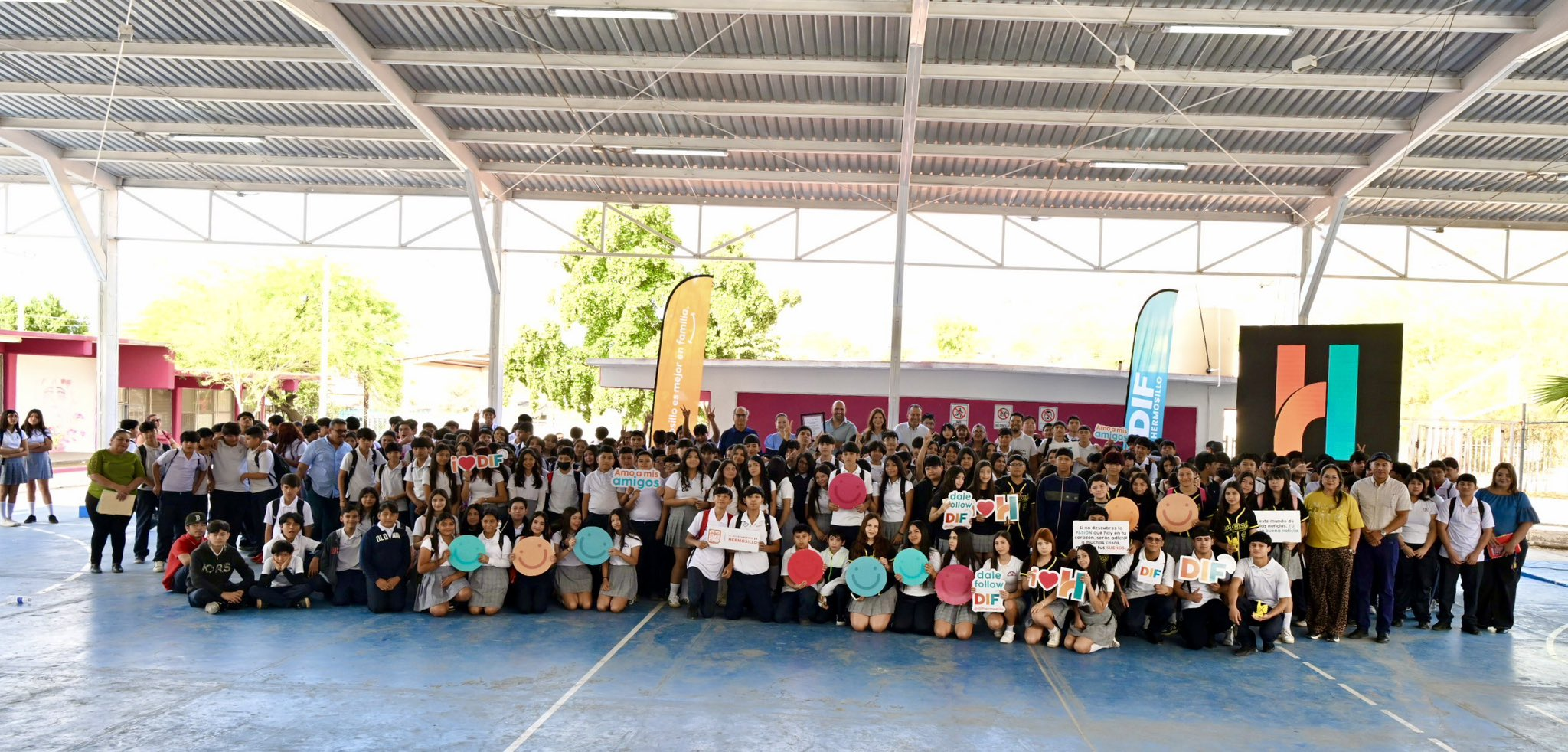 Astiazarán y DIF Hermosillo fortalecen prevención de adicciones en más de 700 estudiantes