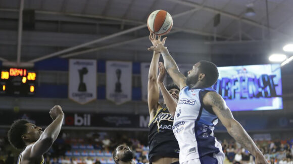 Astros hunde y barre a los Rayos: Se mantienen invictos en la segunda vuelta de la Cibacopa