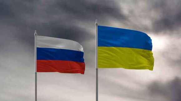 Ucrania plantea negociaciones en Azerbaiyán mientras continúan los ataques con Rusia