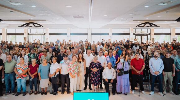 Entrega el alcalde ‘Toño’ Astiazarán prótesis dentales gratuitas en Hermosillo