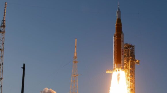 La misión Artemis II avanza sin contratiempos hacia la Luna afirma la NASA