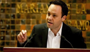 Castañeda exige a Pemex y Semarnat rendir cuentas por derrame en el Golfo