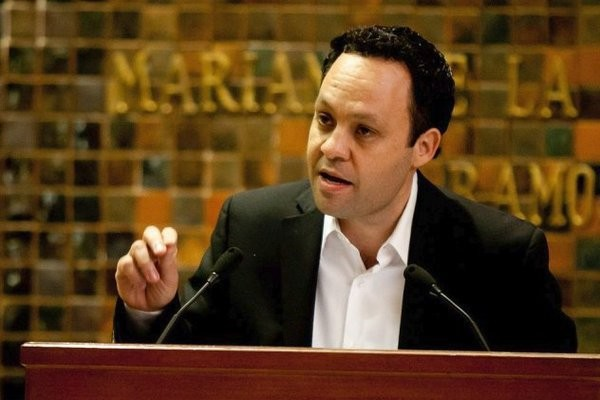 Castañeda exige a Pemex y Semarnat rendir cuentas por derrame en el Golfo