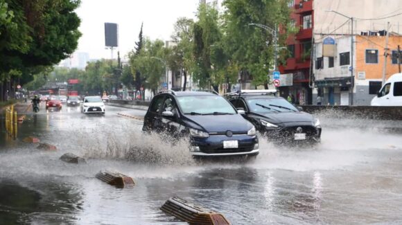 Clima en CDMX hoy lunes 13 de abril: Frío por la mañana y LLUVIAS por la tarde