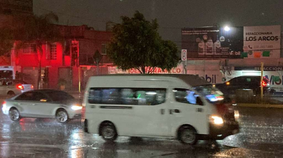 Clima HOY miércoles 15 de abril en la NOCHE: LLUVIAS, VIENTOS FUERTES y posible GRANIZO en estas zonas