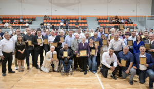 ‘Toño’ Astiazarán reconoce a 20 deportistas entronizados al Salón de la Fama del Deportista Hermosillense