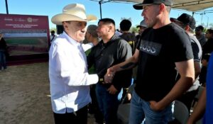 Gobierno de Sonora inicia rehabilitación de unidad deportiva en Altar