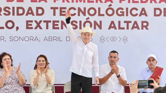 Durazo impulsa educación, vivienda y medio ambiente en el noroeste de Sonora