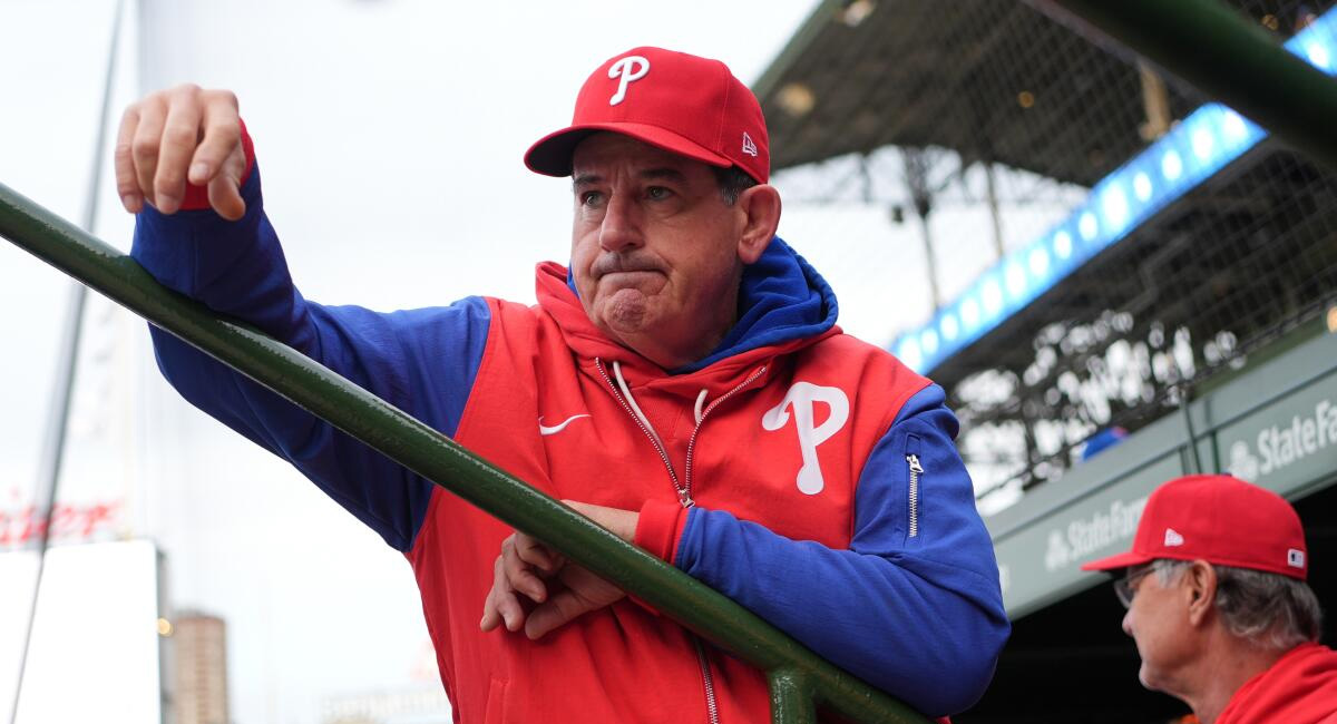 Después de llevar al equipo a cuatro postemporadas seguidas, los Phillies le dan las gracias a Rob Thomson