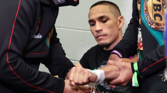 El ‘Gallo’ Estrada rompe el silencio después de su dolorosa derrota: ¿Se viene su retiro?