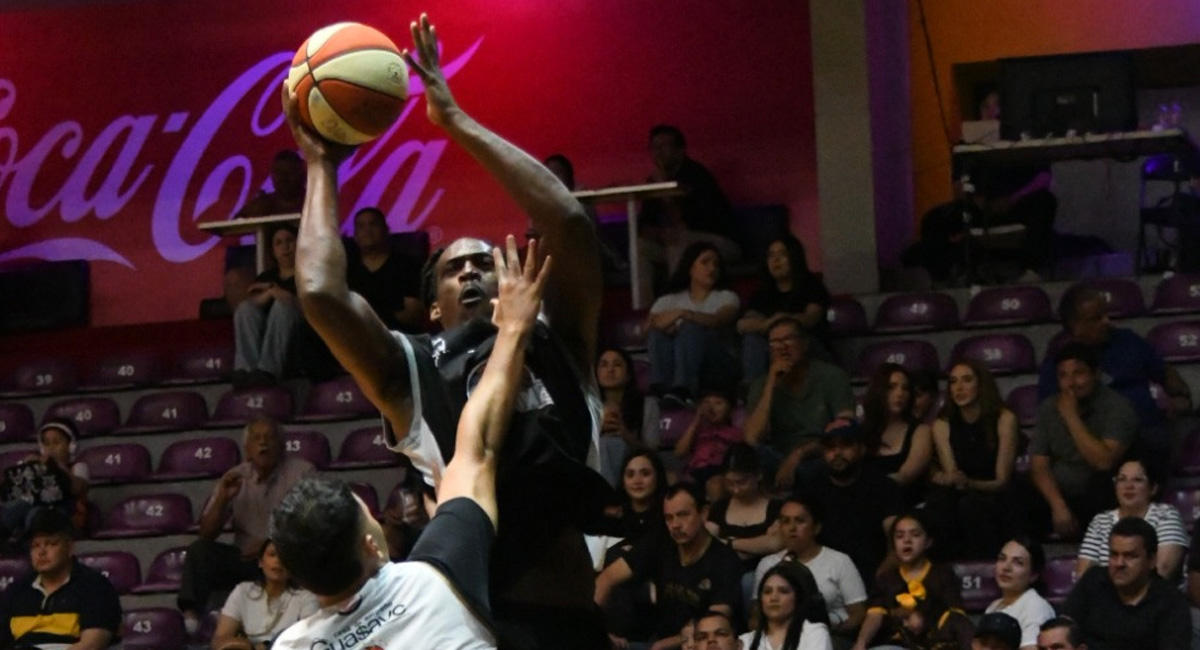Frayles le corta las alas a los Halcones de Obregón en su visita a Guasave