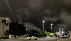 Clima de HOY 14 de abril en Sonora por la NOCHE: Persisten vientos intensos y lluvias aisladas por frente frío 44 este martes