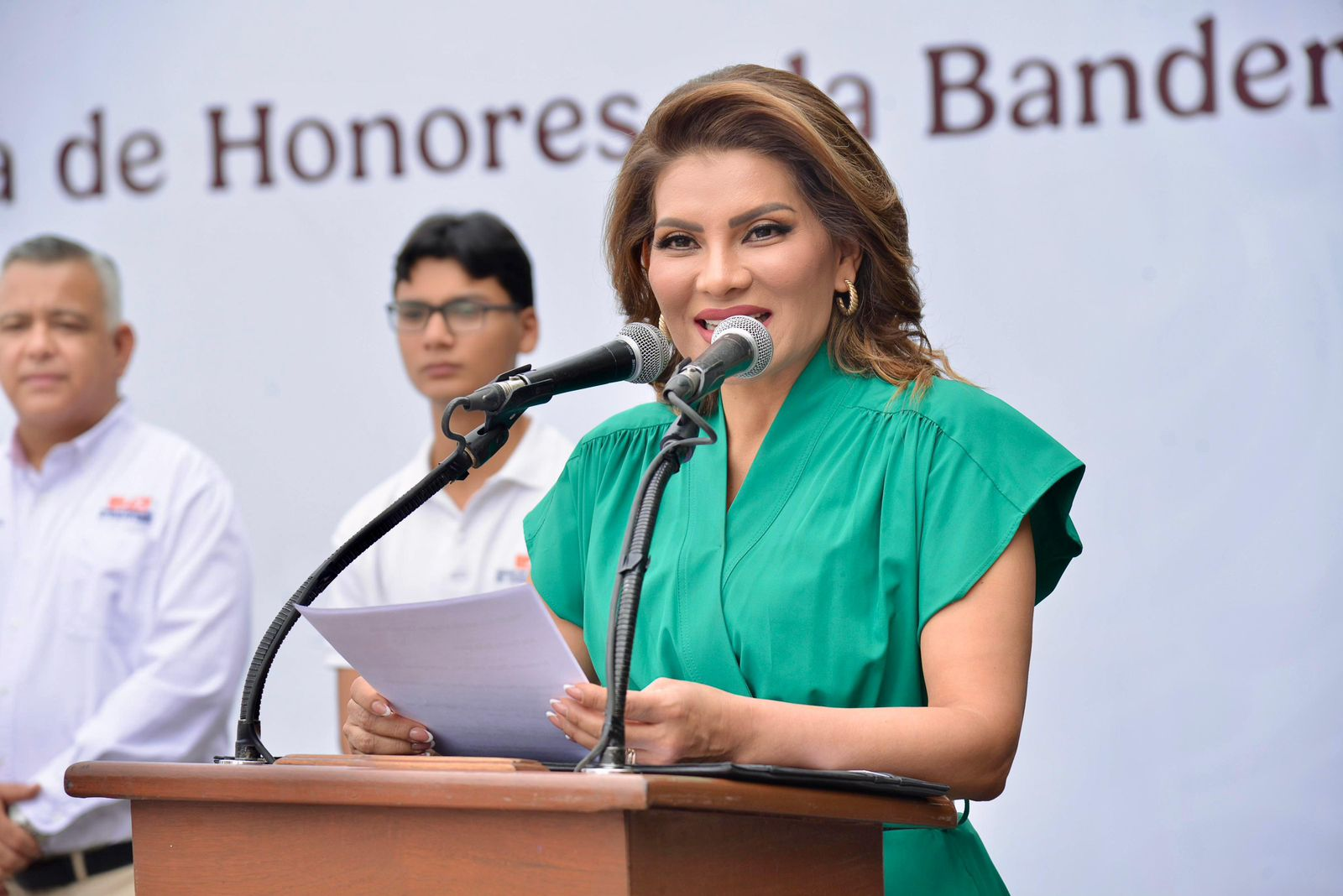 Reconoce Lorenia Valles esfuerzo de comunidad escolar en regreso a clases