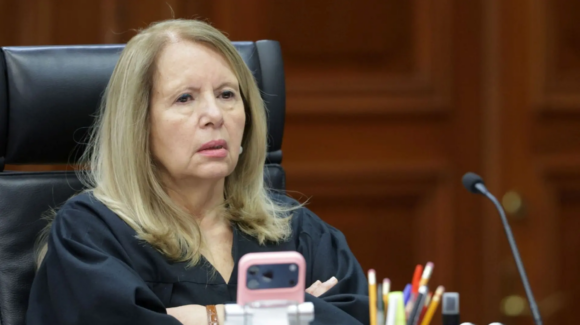 SCJN aprueba licencia médica a Loretta Ortiz Ahlf; regresará el 10 de mayo