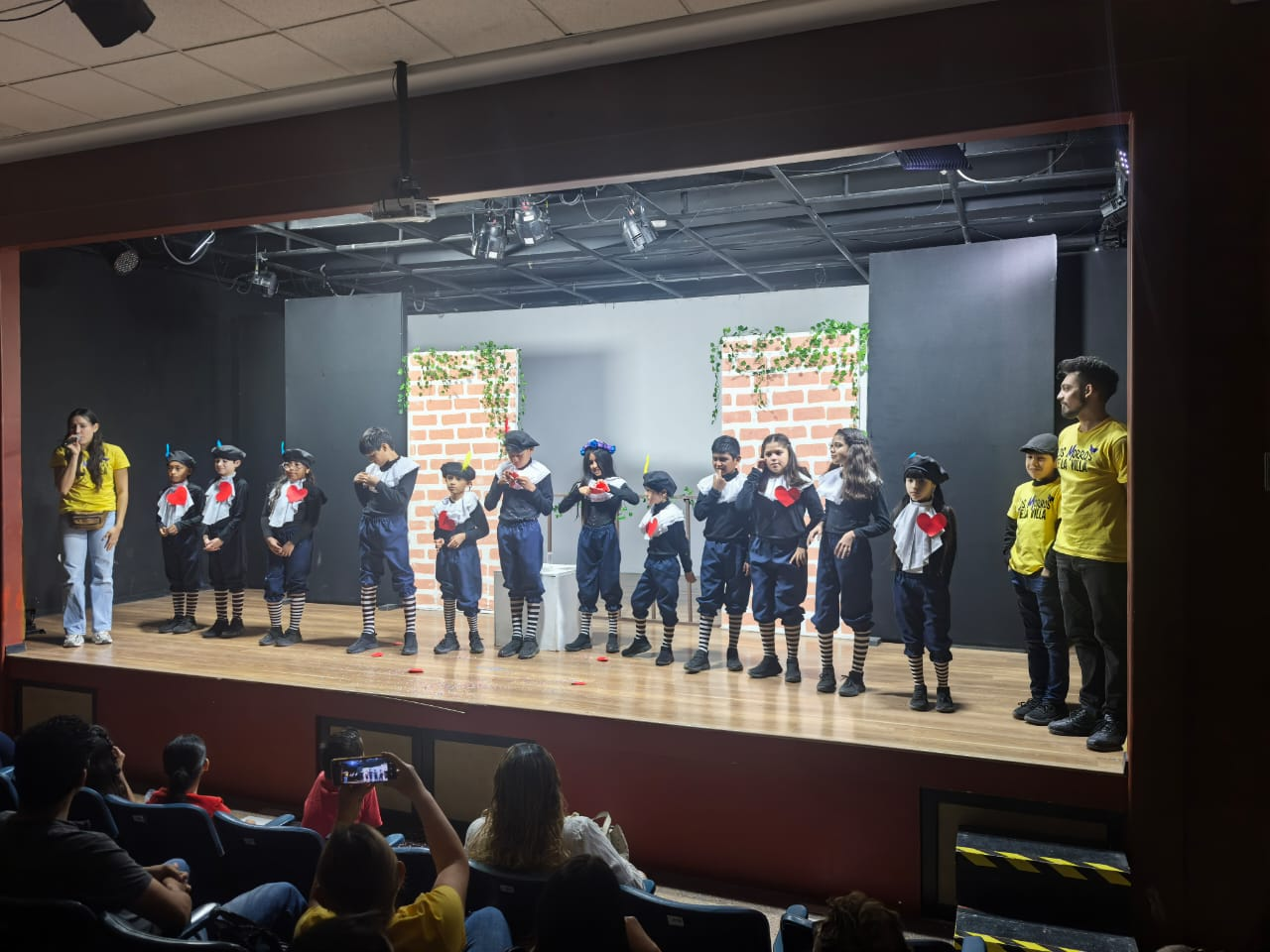 Presentan Romeo y Julieta los 'Morros de la Villa' en Ciudad Obregón