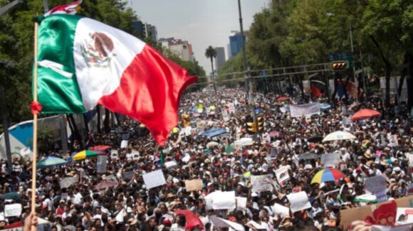 Tráfico en CDMX HOY: Calles con marchas y BLOQUEOS este miércoles 15 de abril